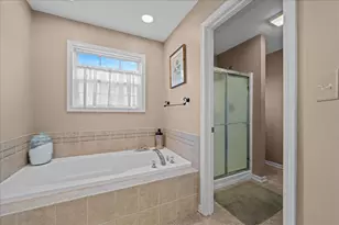 710 N Van Buren St, Batavia, IL 60510 - Photo 15