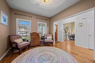 710 N Van Buren Street, Batavia, IL 60510 - Photo 5