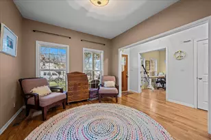 710 N Van Buren St, Batavia, IL 60510 - Photo 5