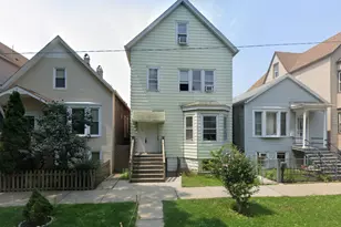 1626 N Fairfield Ave, Chicago, IL 60647 - Photo 1