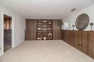 943 Cambridge Ln, Crystal Lake, IL 60014 - Photo 13