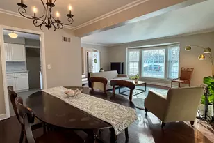 2523 Hastings Ave, Evanston, IL 60201 - Photo 5