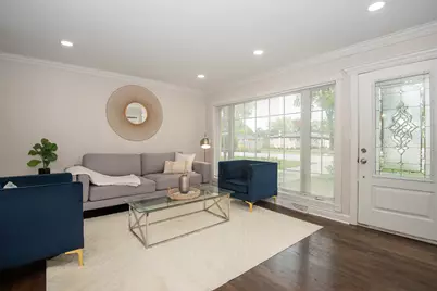 216 Flora Avenue, Glenview, IL 60025 - Photo 3