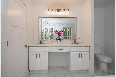 216 Flora Avenue, Glenview, IL 60025 - Photo 23