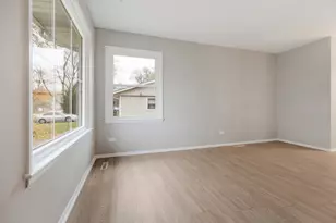 6971 Hanover St, Hanover Park, IL 60133 - Photo 3