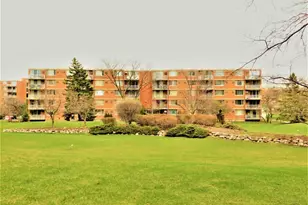 2201 S Highland Ave, Lombard, IL 60148 - Photo 3