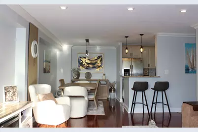 2201 S Highland Avenue #3G, Lombard, IL 60148 - Photo 7