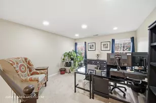 2494 Stoughton Cir, Aurora, IL 60502 - Photo 15