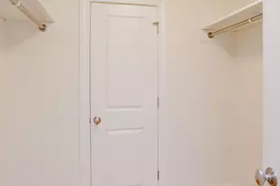 1813 Hemlock Pl, Schaumburg, IL 60173 - Photo 19