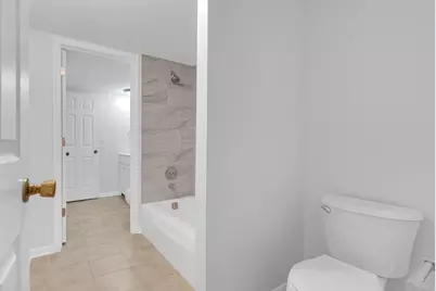 [Address not provided], Hoffman Estates, IL 60169 - Photo 15