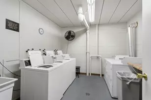 1321 S Finley Rd, Lombard, IL 60148 - Photo 15