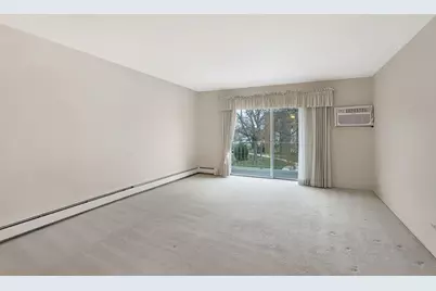 1321 S Finley Road #312, Lombard, IL 60148 - Photo 5