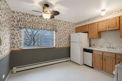 1321 S Finley Road #312, Lombard, IL 60148 - Photo 9