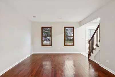 20 S Parliament Way, Mundelein, IL 60060 - Photo 3