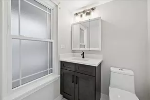 20 S Parliament Way, Mundelein, IL 60060 - Photo 11