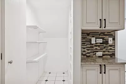 20 S Parliament Way, Mundelein, IL 60060 - Photo 9