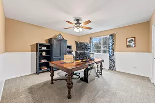 38 E Meadow Dr, Cortland, IL 60112 - Photo 47