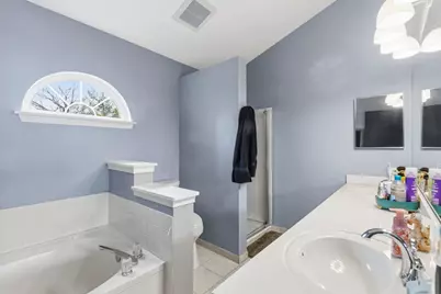 2138 N Green Valley Lane, Round Lake Beach, IL 60073 - Photo 13