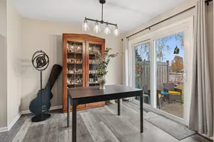 1967 N Jamestown Dr, Palatine, IL 60074 - Photo 5