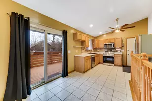 134 Fossil Lake Rd, Wilmington, IL 60481 - Photo 9