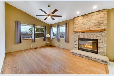134 Fossil Lake Road, Wilmington, IL 60481 - Photo 7