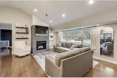 591 S Park Road, Lombard, IL 60148 - Photo 9