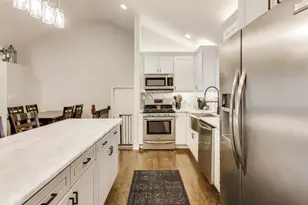 591 S Park Rd, Lombard, IL 60148 - Photo 7