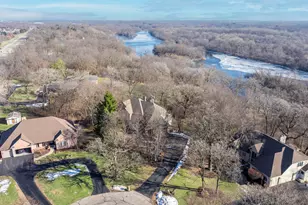 21 Canyon Ct, Yorkville, IL 60560 - Photo 7