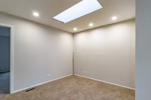 1087 Deerfield Pl, Highland Park, IL 60035 - Photo 15