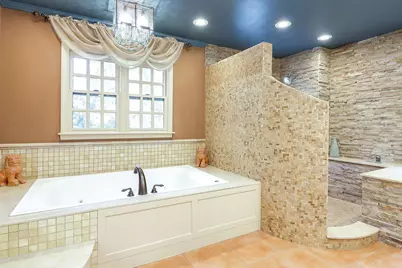 39 Mockingbird Lane, Oak Brook, IL 60523 - Photo 23