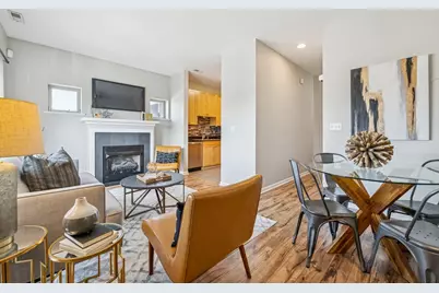 1928 N Kedzie Avenue #306, Chicago, IL 60647 - Photo 7