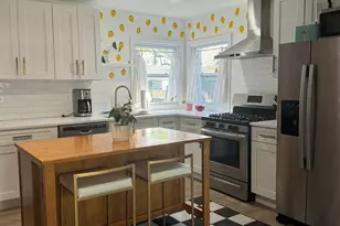 644 W Hinsdale Ave, Hinsdale, IL 60521 - Photo 3