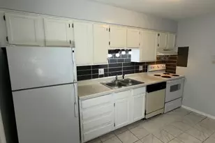 1110 W 18th St, Broadview, IL 60155 - Photo 7