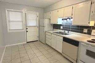 1110 W 18th St, Broadview, IL 60155 - Photo 5