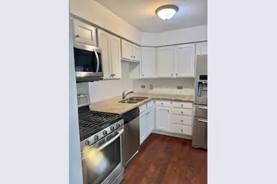 1636 Estate Circle #1636, Naperville, IL 60565 - Photo 3