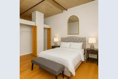 [Address not provided], Chicago, IL 60607 - Photo 5