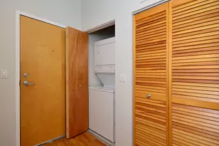 [Address not provided], Chicago, IL 60607 - Photo 3