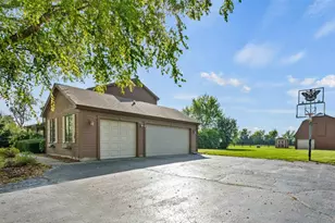 4319 Mc Cauley Rd, Woodstock, IL 60098 - Photo 35