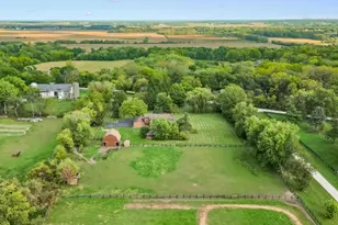 4319 Mc Cauley Rd, Woodstock, IL 60098 - Photo 49