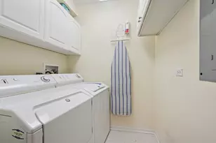 7450 Lincoln Ave, Skokie, IL 60077 - Photo 15