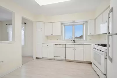 7450 Lincoln Avenue #609, Skokie, IL 60077 - Photo 7