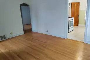 10455 S Spaulding Ave, Chicago, IL 60655 - Photo 3