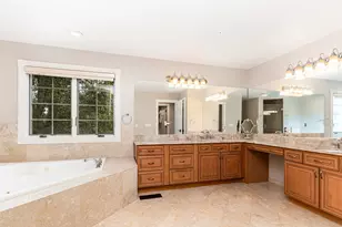 121 Florence Ave, Inverness, IL 60010 - Photo 35