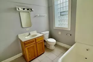 7804 S Burnham Ave, Chicago, IL 60649 - Photo 13