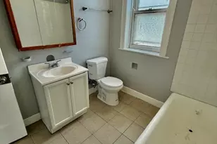 7804 S Burnham Ave, Chicago, IL 60649 - Photo 7