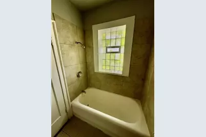 7804 S Burnham Avenue, Chicago, IL 60649 - Photo 15