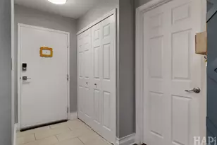 5400 Astor Ln, Rolling Meadows, IL 60008 - Photo 3