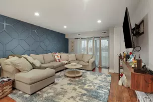 5400 Astor Ln, Rolling Meadows, IL 60008 - Photo 5