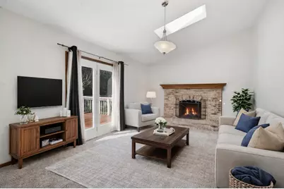 1047 Waterford Cut, Crystal Lake, IL 60014 - Photo 9