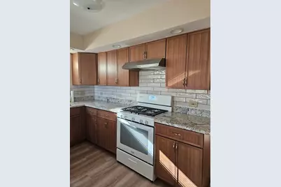 [Address not provided], Elmwood Park, IL 60707 - Photo 9